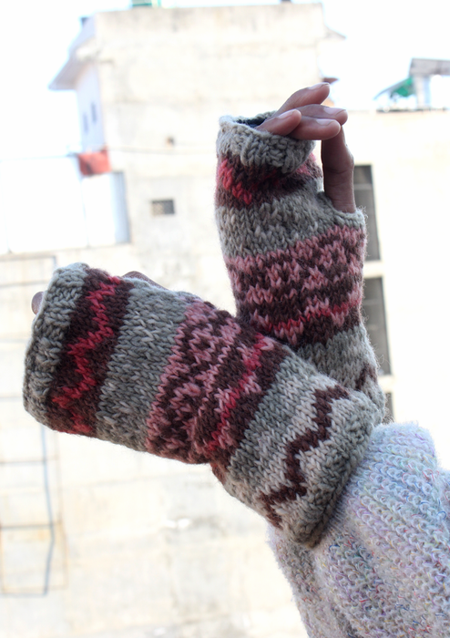 Beige Multicolor Woolen Fingeless Hand Warmer