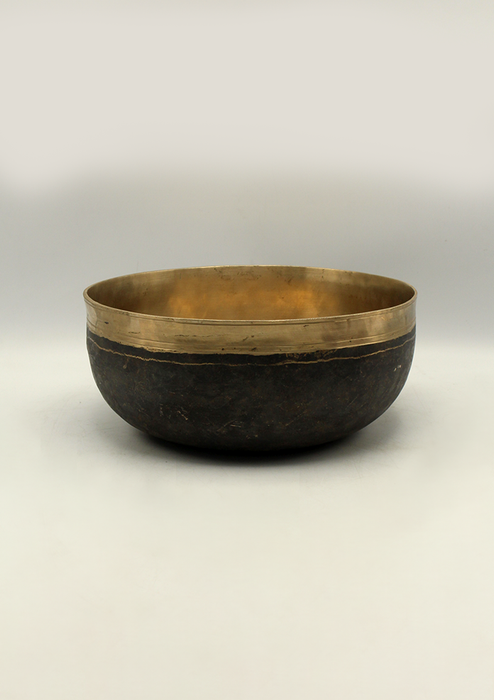 Tibetan Ultabati Sound Healing Singing Bowl 10"