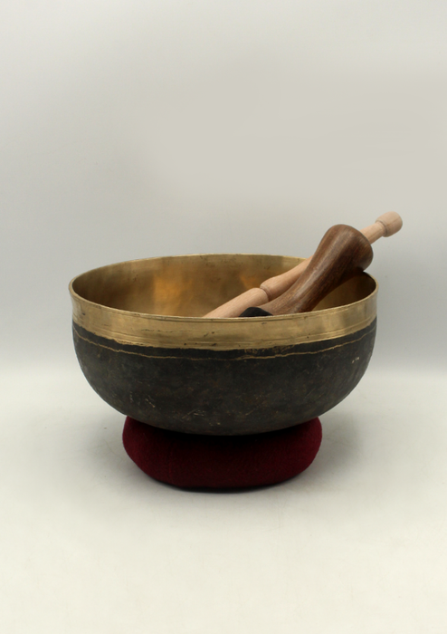 Tibetan Ultabati Sound Healing Singing Bowl 10"