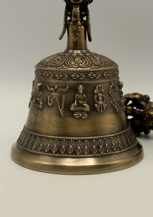 Eight Auspicious High Qualit Bell and Dorjee Large Set