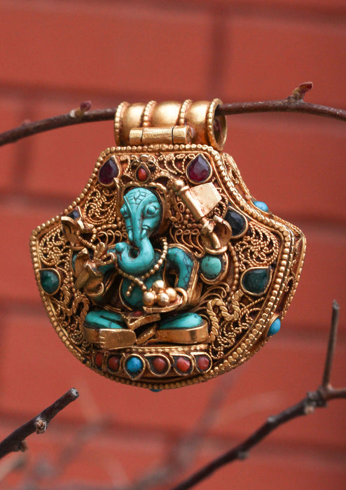 Goldplated Silver Sterling Ganesh Ghau Pendant with Semi Precious Stones - nepacrafts