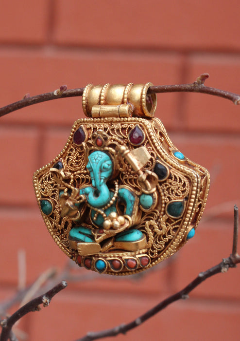 Goldplated Silver Sterling Ganesh Ghau Pendant with Semi Precious Stones - nepacrafts