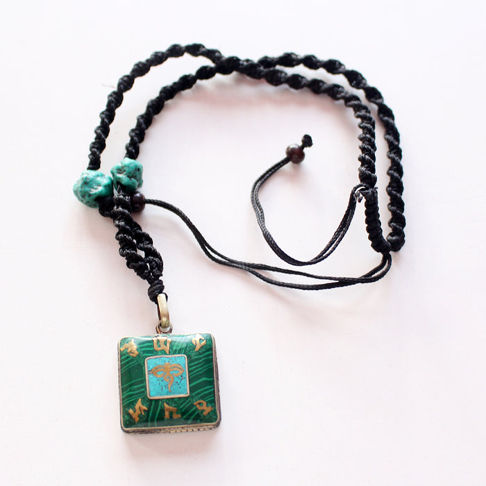 Inlaid Green Square Buddha Eye Pendant - nepacrafts