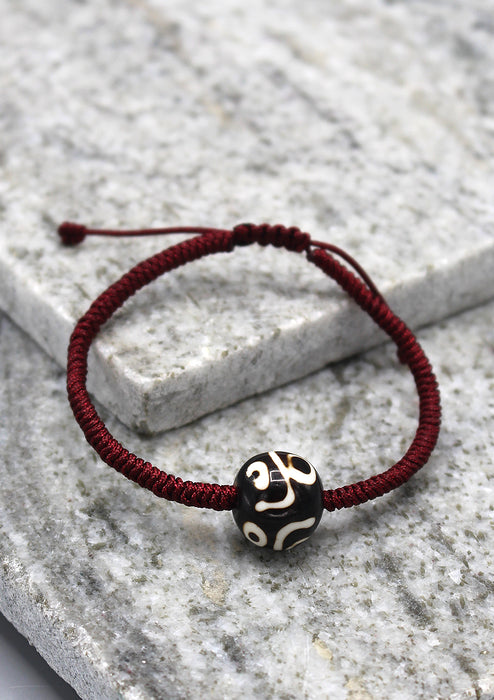 Lucky Knots Dzi Bead Bracelet in Maroon Color