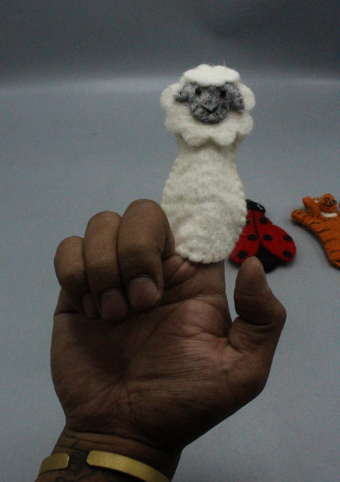 White Sheep Felt Finger Puppet