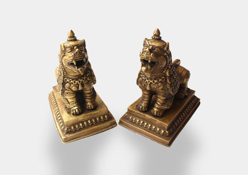 Antique Looking Pair of Lions statue, Symbols of Guardians and Protectors - nepacrafts