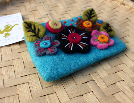 Felt Coin Purse decorated with flower & Beads - nepacrafts