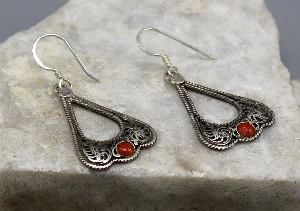 Tear Drop Sterling Silver Dangle Earrings - nepacrafts